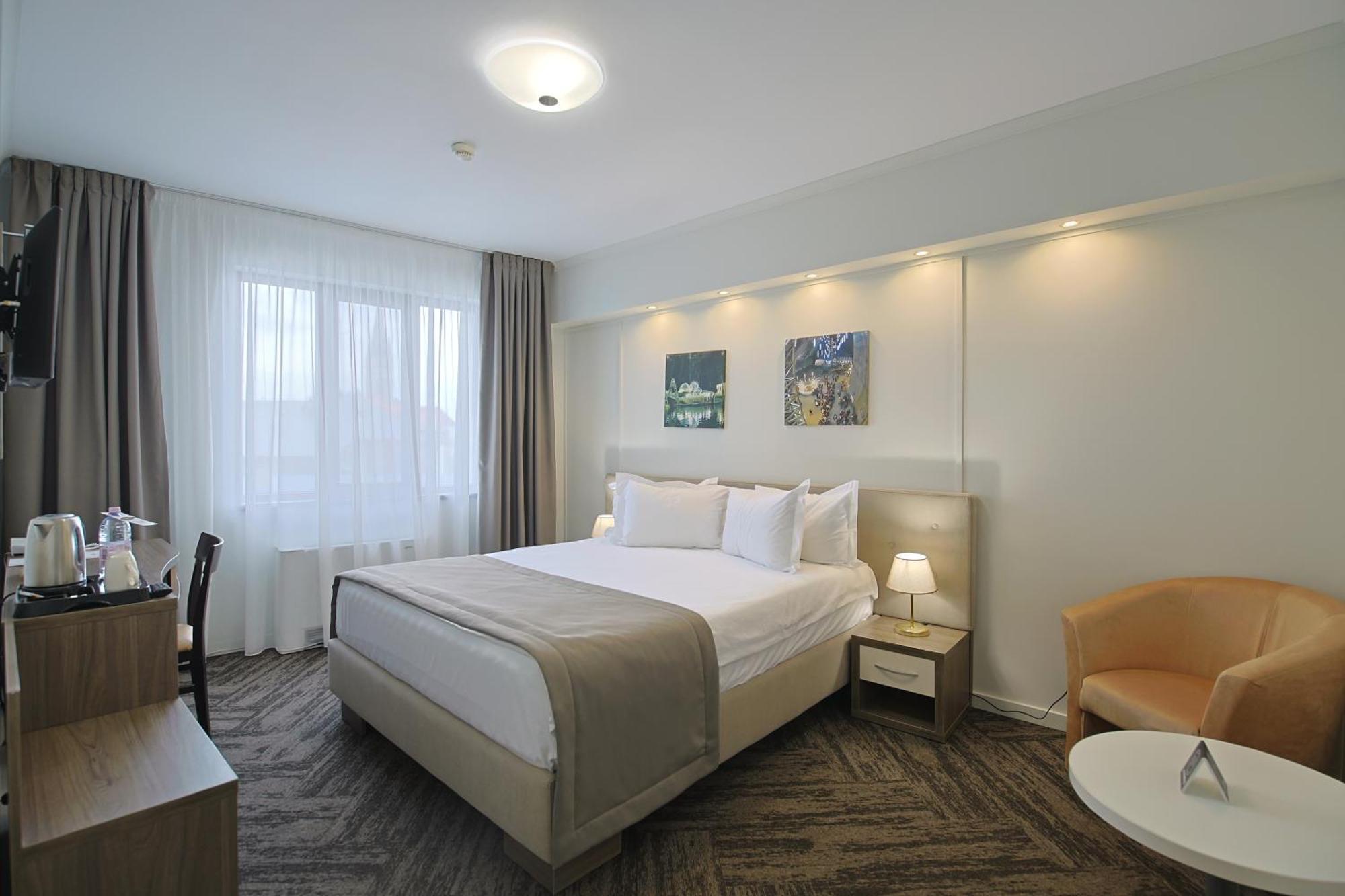 Potaissa Hotel Turda Eksteriør bilde
